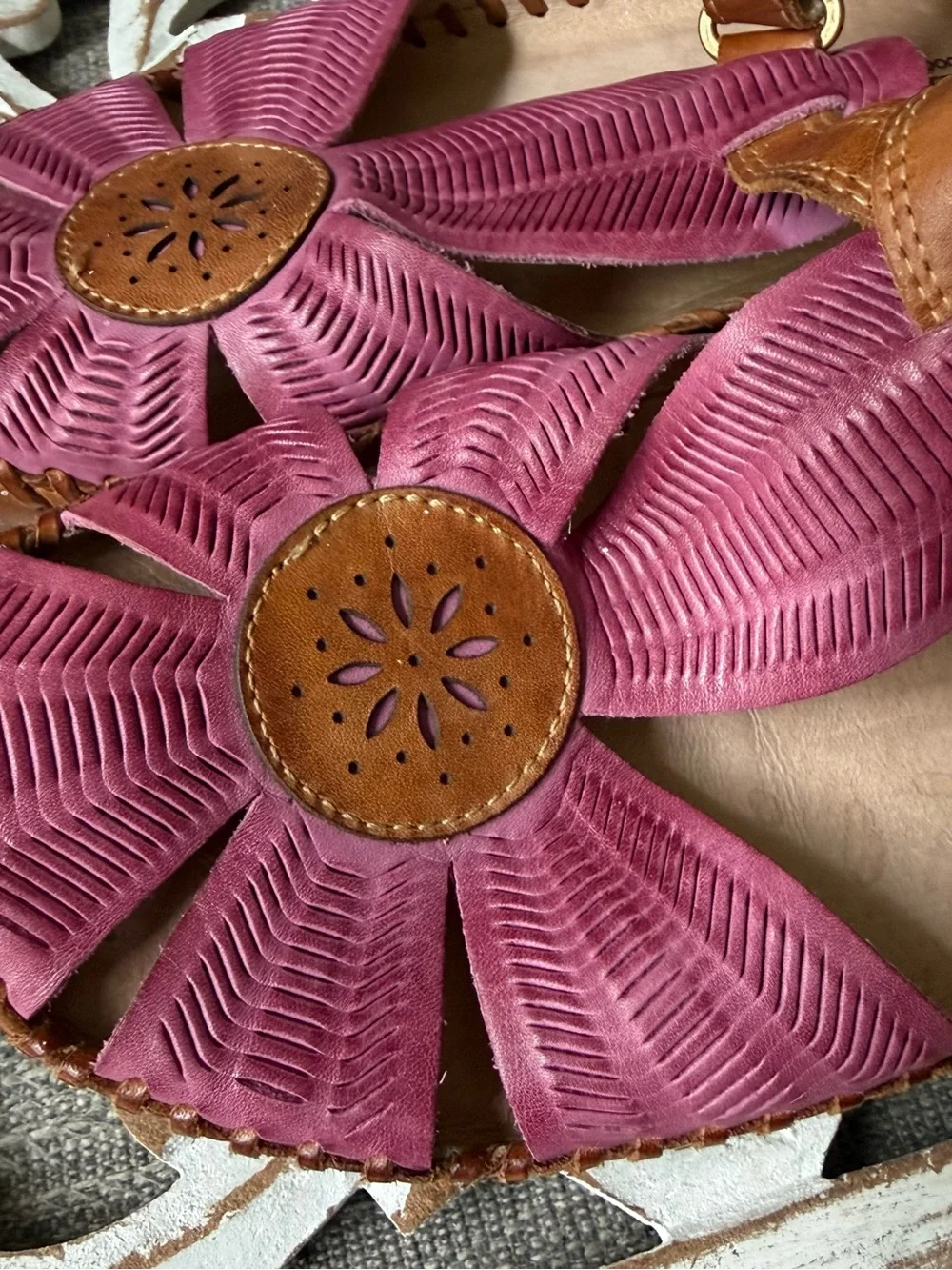 PIKOLINOS Pink and Brown Floral Leather Sandals